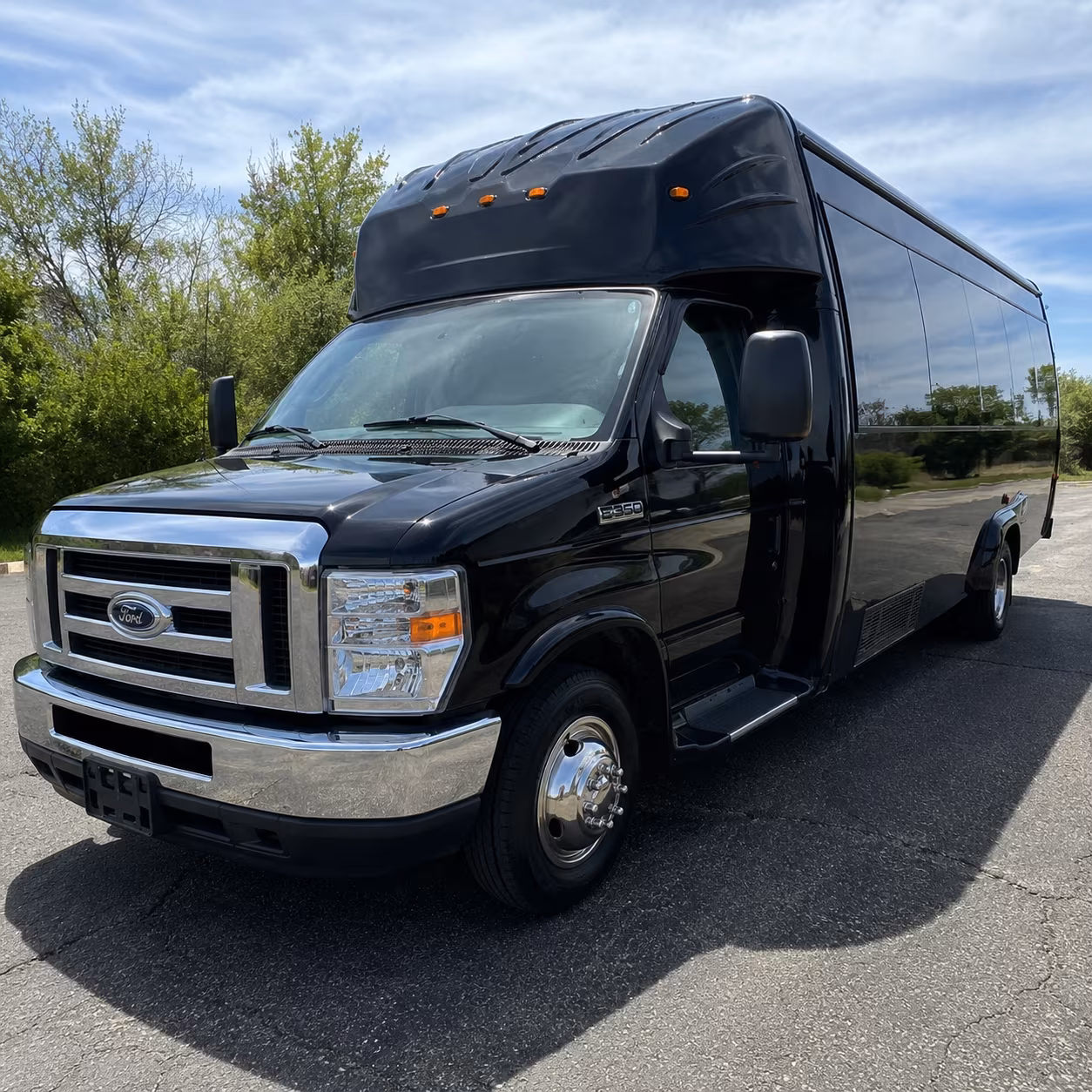 Manhattan Homecoming & Prom Party Bus Rentals