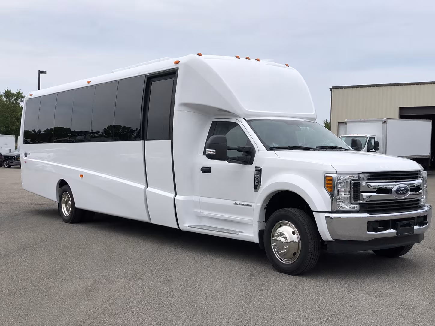 Queens Airport Shuttle & Transportation party bus exterior