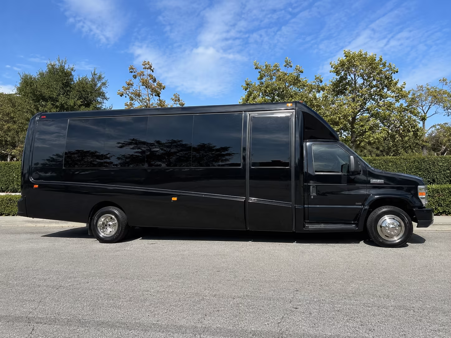 Queens Airport Shuttle & Transportation group transportation