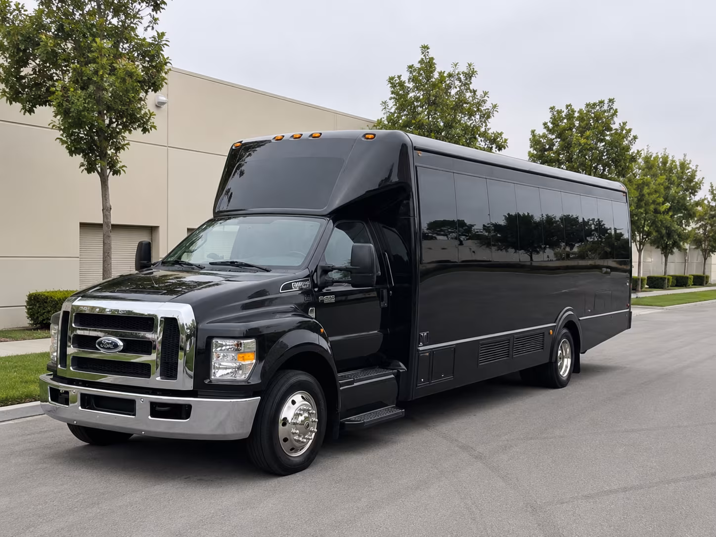 Staten Island Birthday, Sweet 16, & Quinceañera Party Bus Rentals